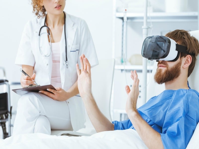 patient-using-virtual-reality-glasses-for-treatment